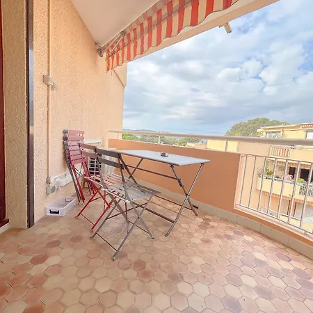 Port Santa Lucia, Palais Des Congres Avec Garage Ferme Apartment